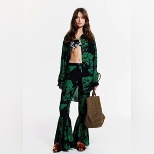 WHITE LOTUS x H&M OVERSIZED LONG SLEEVE SHIRT CONTRAST PATTERN COVER UP